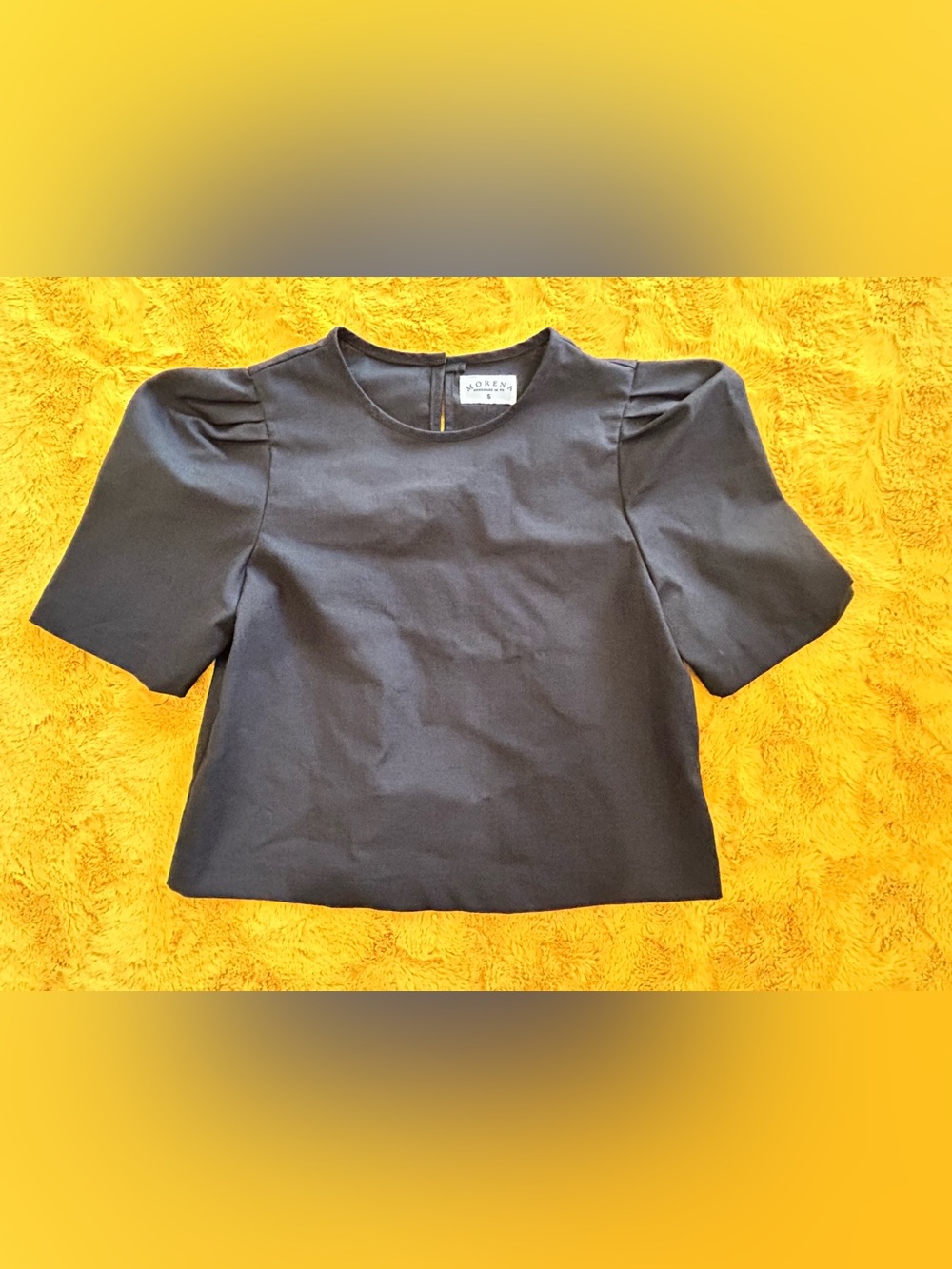 Morena Women's Black Puff-Sleeve Blouse EUC